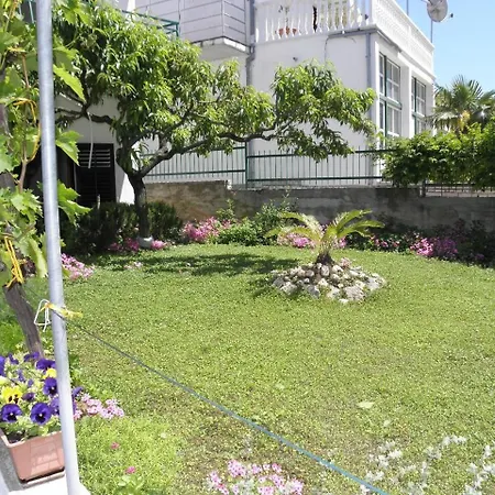 Apartament Mare